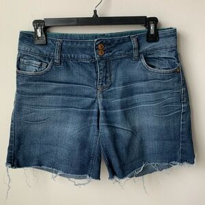 Delia's Bailey Denim Cutoff Shorts Size 1/2